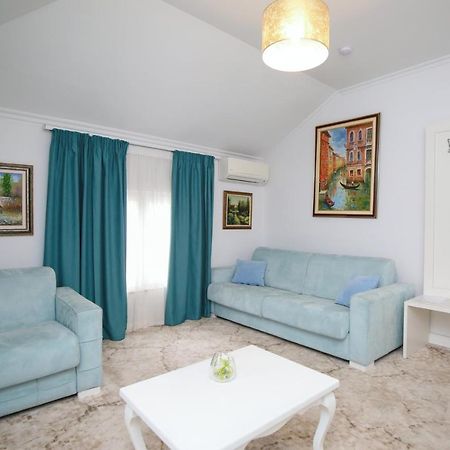 Art Hotel Tiran Dış mekan fotoğraf