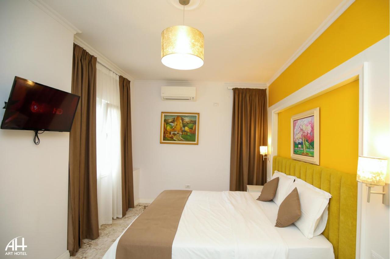 Art Hotel Tiran Dış mekan fotoğraf
