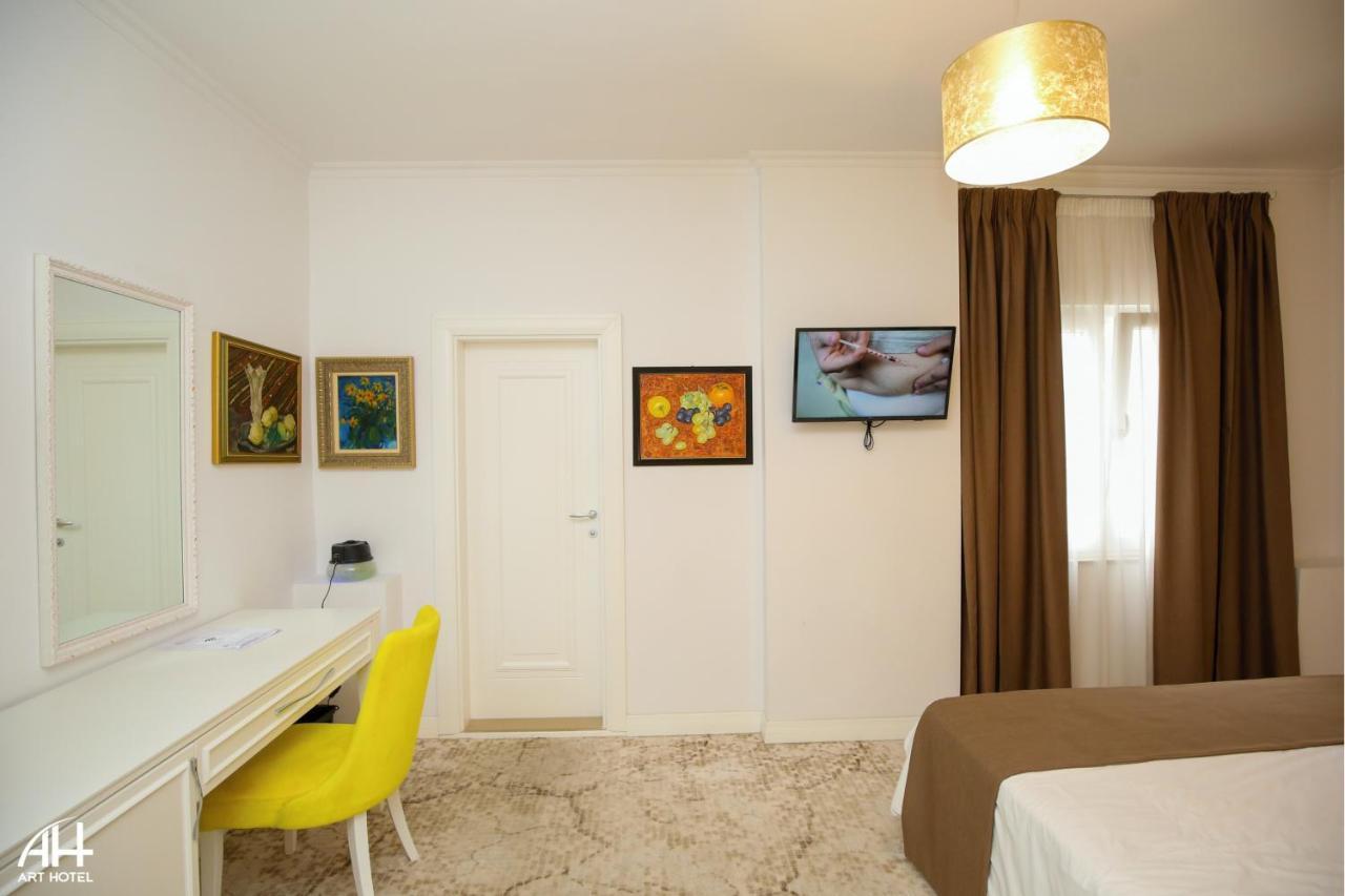 Art Hotel Tiran Dış mekan fotoğraf