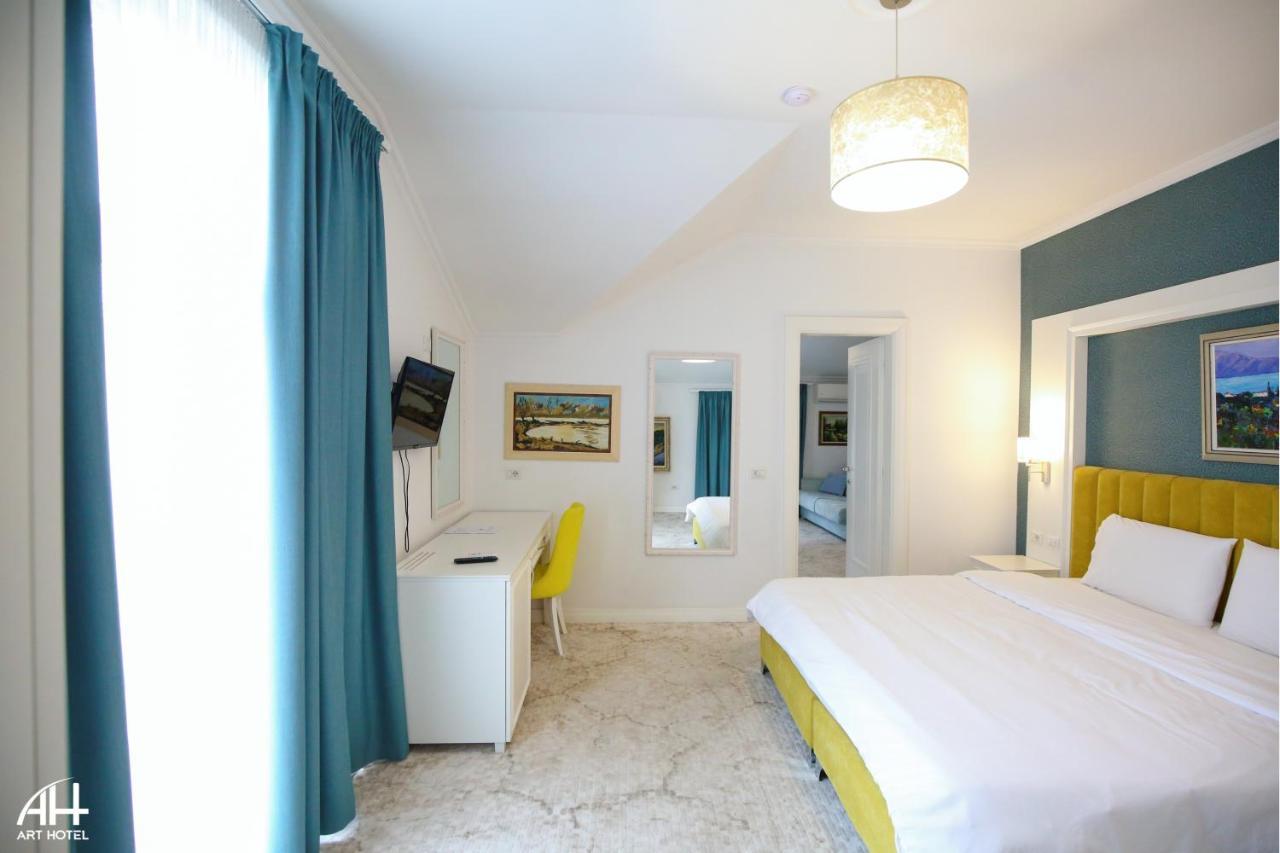 Art Hotel Tiran Dış mekan fotoğraf