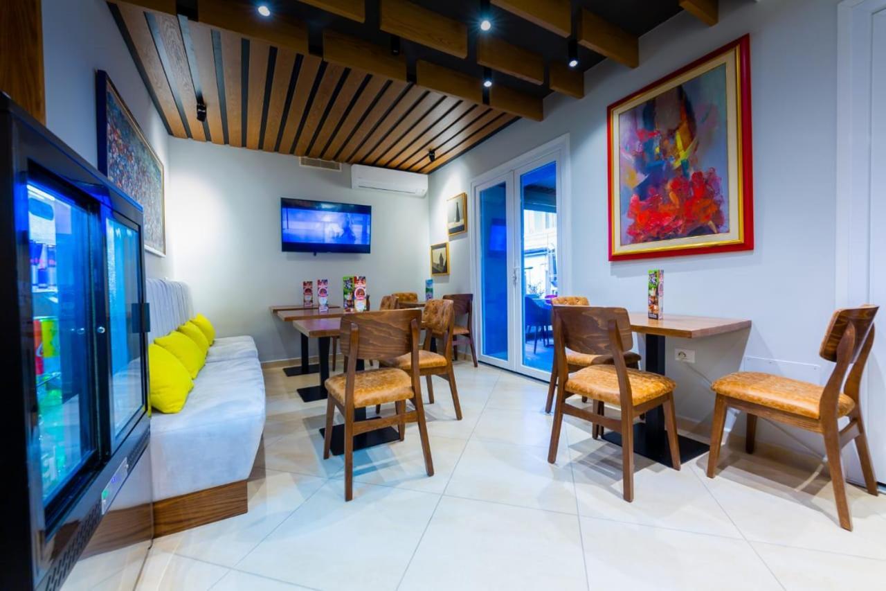Art Hotel Tiran Dış mekan fotoğraf