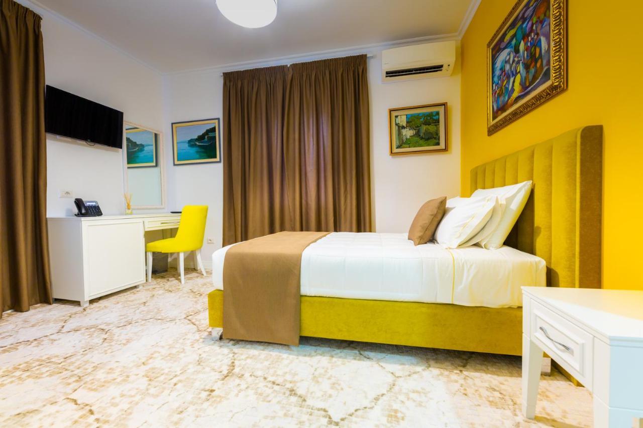 Art Hotel Tiran Dış mekan fotoğraf