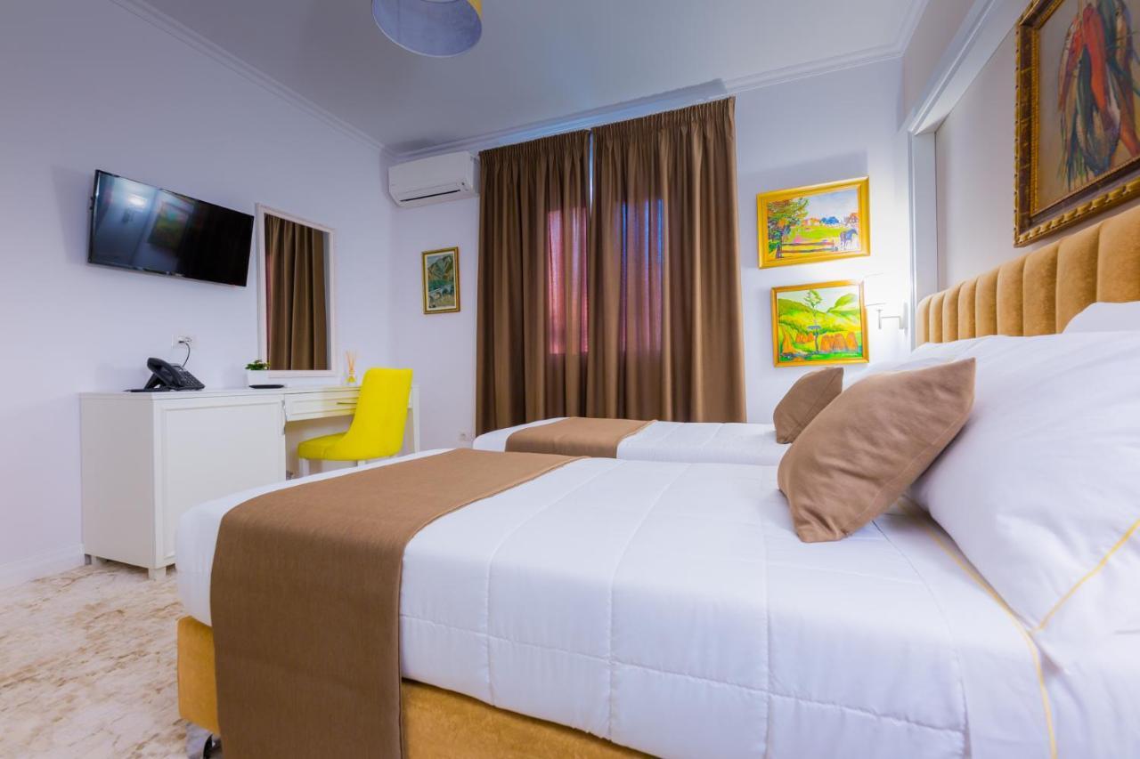 Art Hotel Tiran Dış mekan fotoğraf